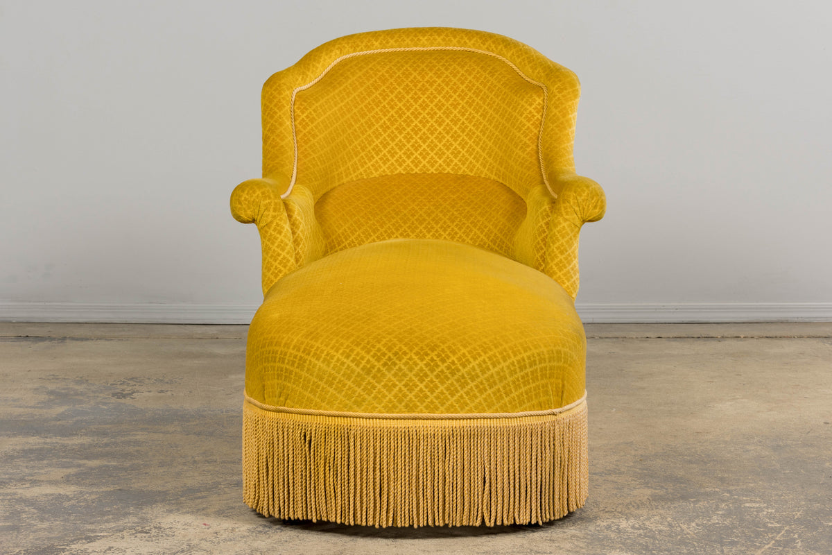19th Century French Napoleon III Chaise Lounge in Golden Yellow Velvet