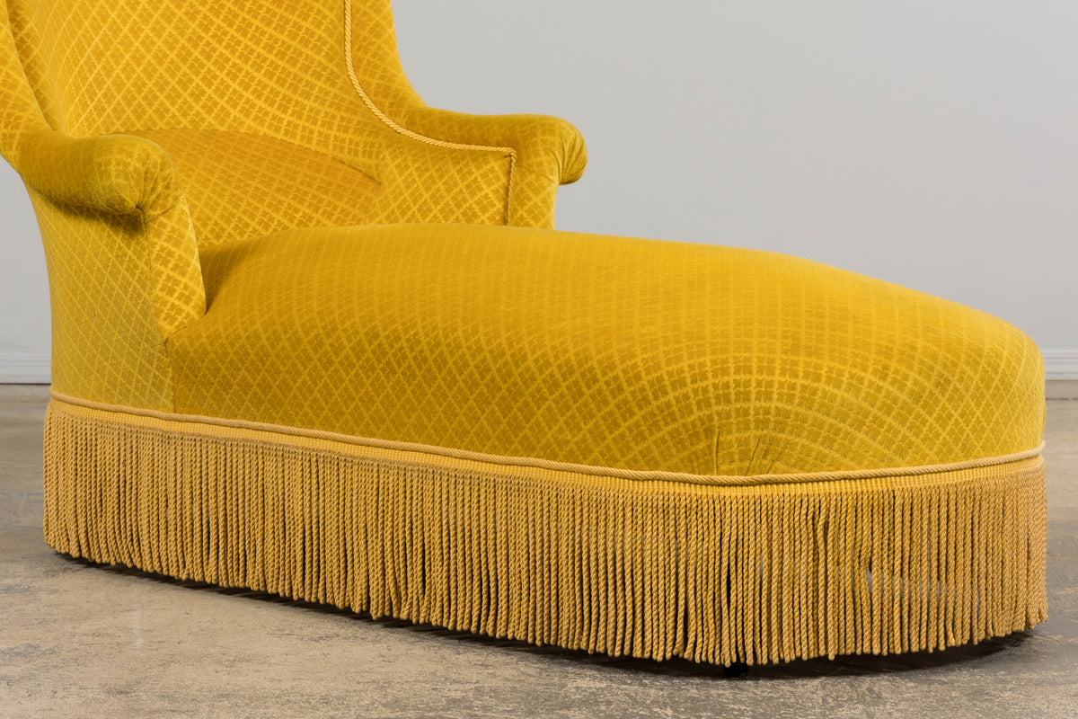 19th Century French Napoleon III Chaise Lounge in Golden Yellow Velvet