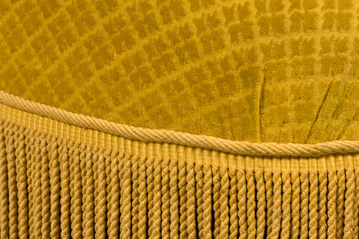19th Century French Napoleon III Chaise Lounge in Golden Yellow Velvet