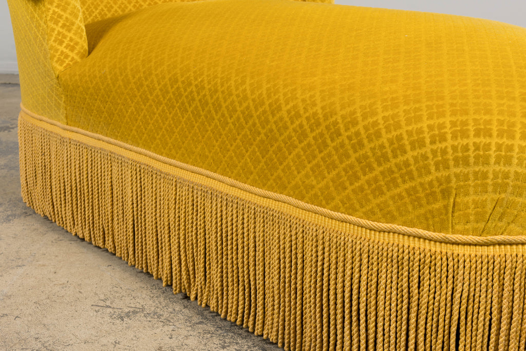 19th Century French Napoleon III Chaise Lounge in Golden Yellow Velvet