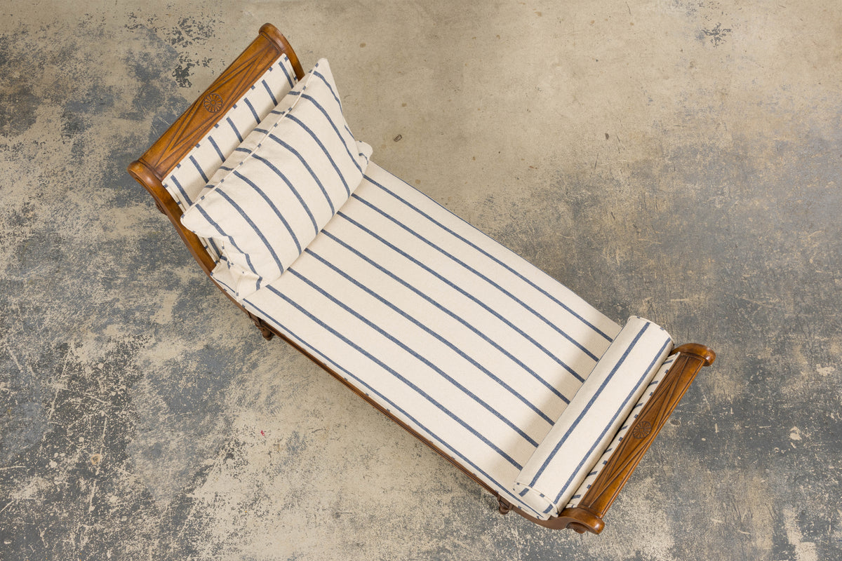 Early 19th Century French Empire Mahogany Recamier in Striped Jacquard