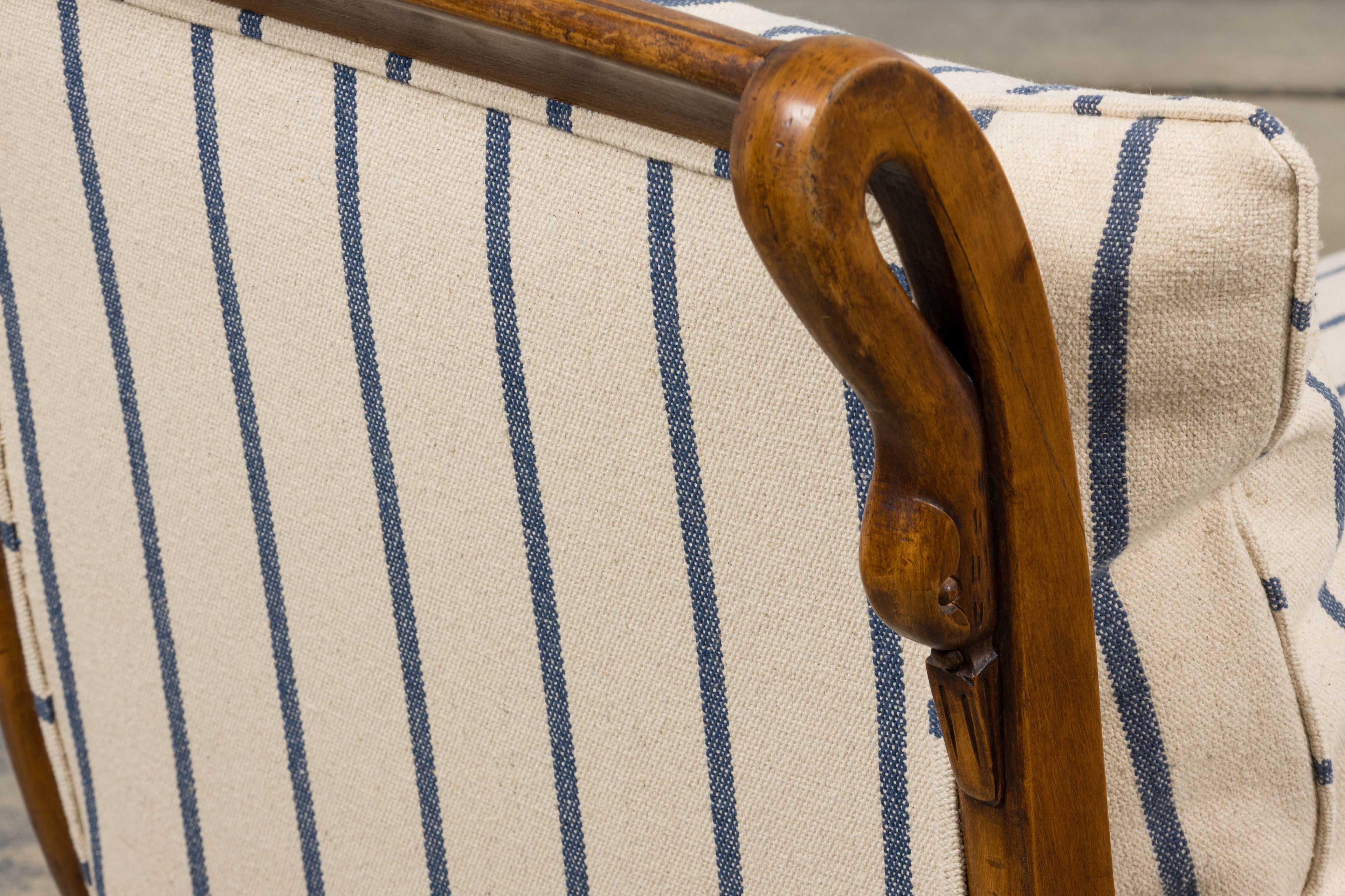 Early 19th Century French Empire Mahogany Recamier in Striped Jacquard