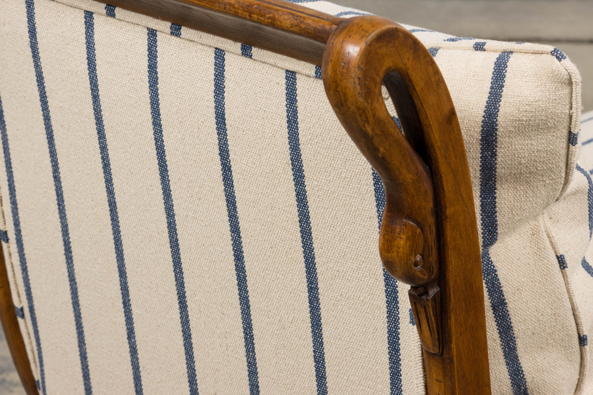 Early 19th Century French Empire Mahogany Recamier in Striped Jacquard