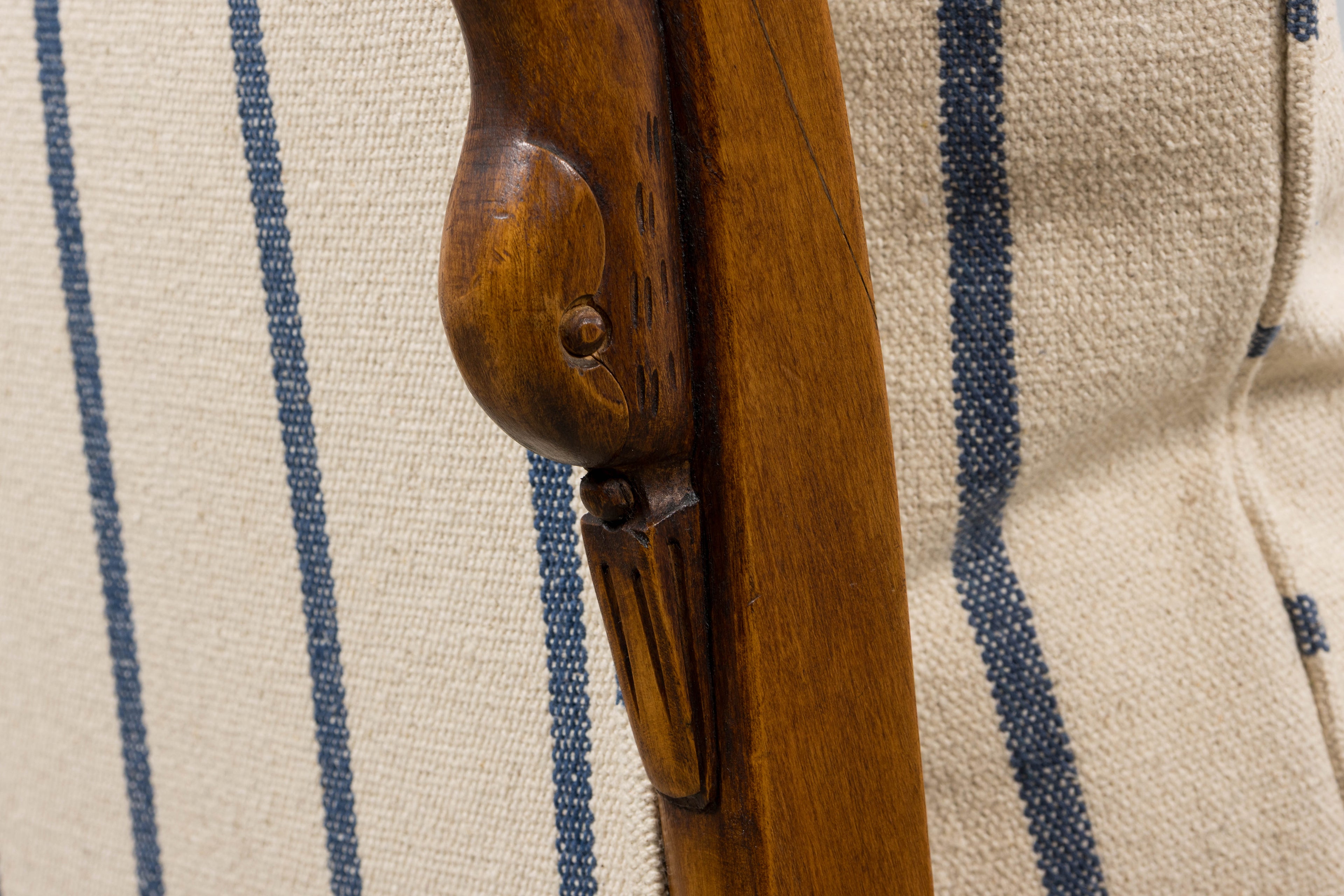 Early 19th Century French Empire Mahogany Recamier in Striped Jacquard