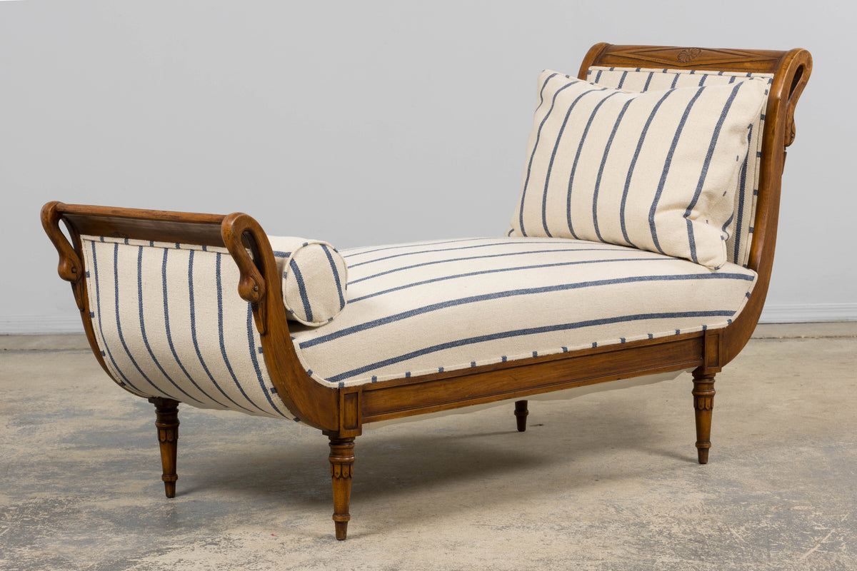 Early 19th Century French Empire Mahogany Recamier in Striped Jacquard