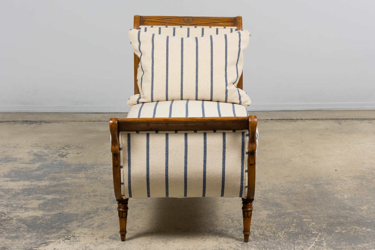 Early 19th Century French Empire Mahogany Recamier in Striped Jacquard