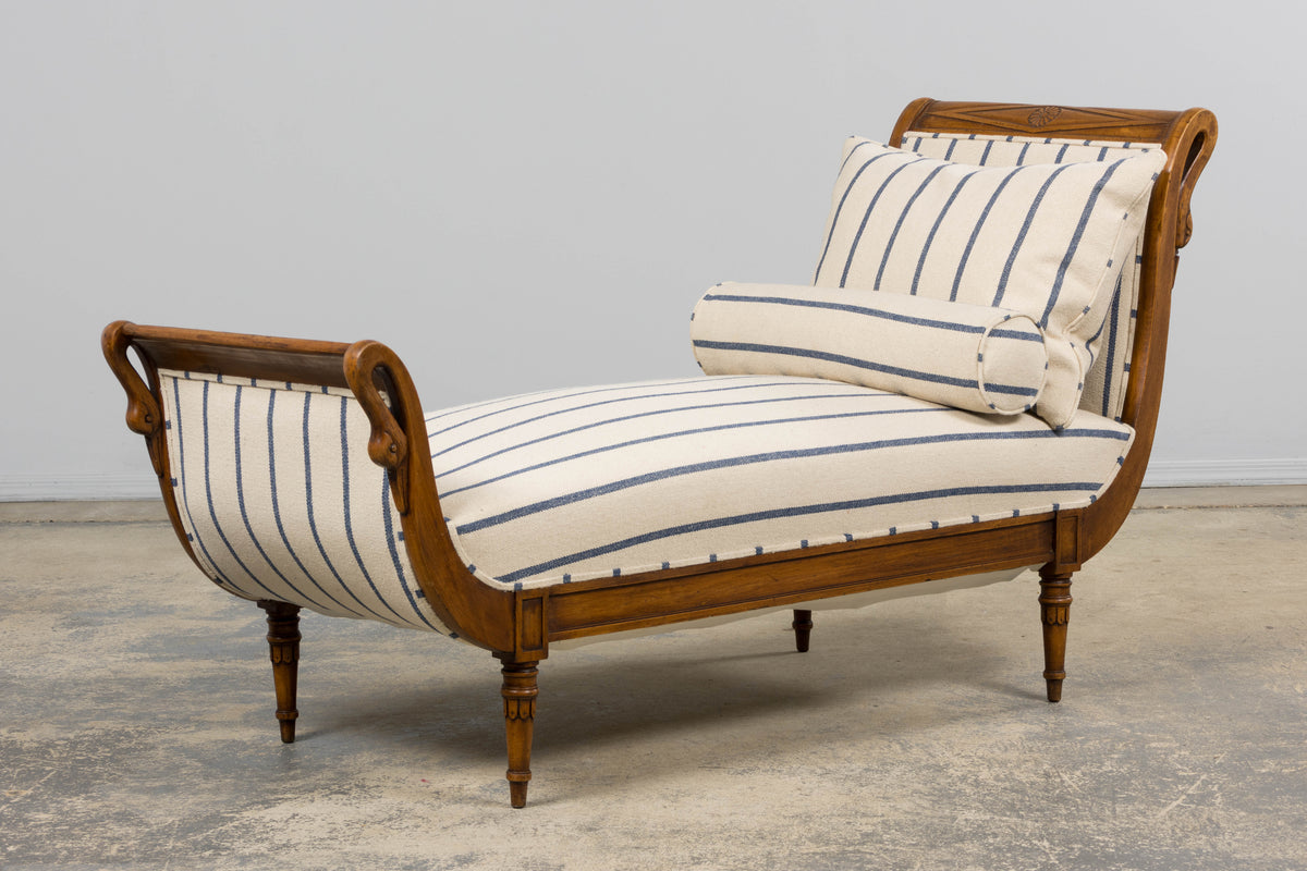 Early 19th Century French Empire Mahogany Recamier in Striped Jacquard