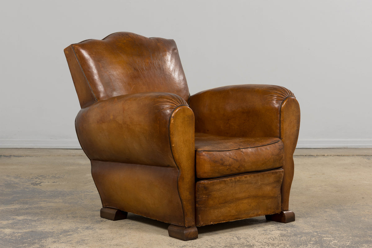 1920s French Art Deco Scalloped Back Club Chairs in Caramel Leather – A Pair