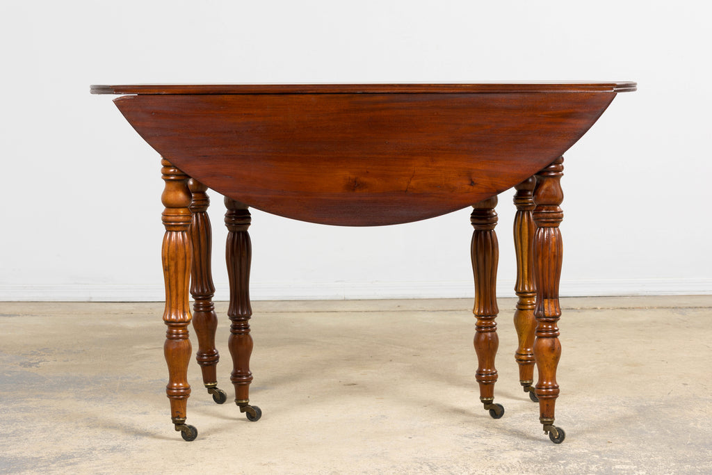 Antique English Victorian Drop-Leaf Dining Table in Mahogany, Late 19th Century