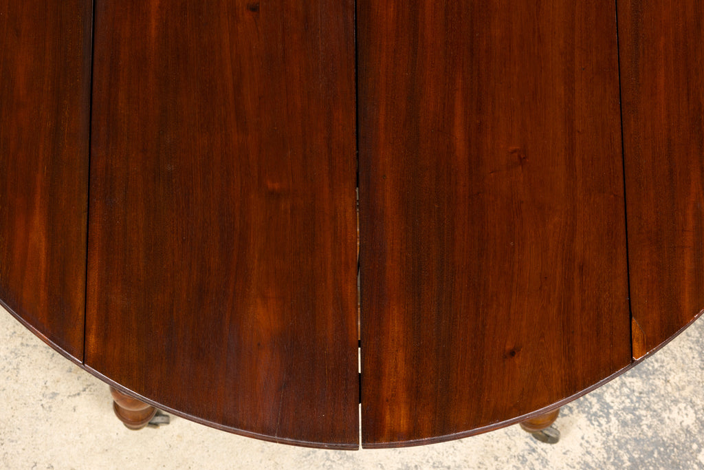 Antique English Victorian Drop-Leaf Dining Table in Mahogany, Late 19th Century