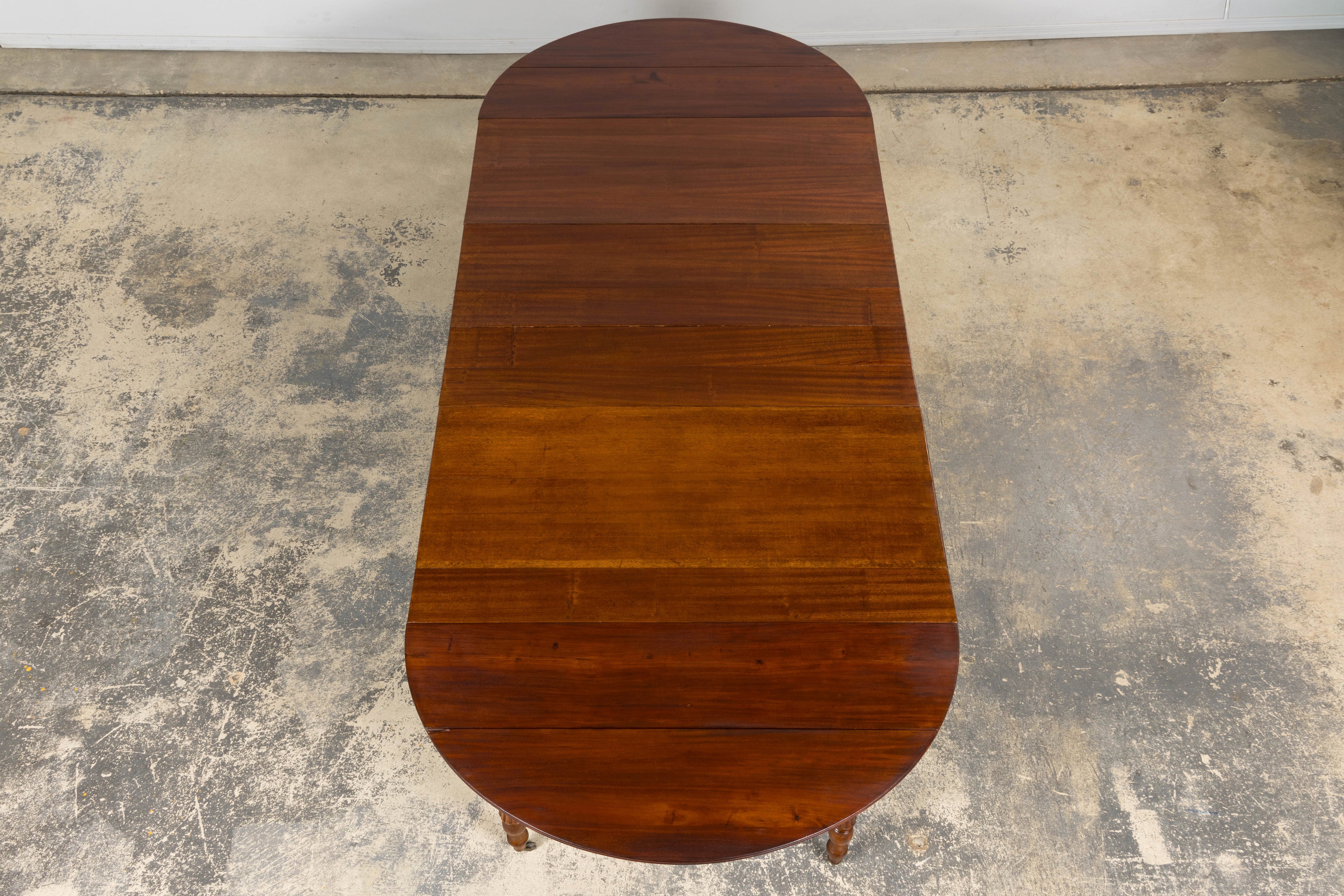 Antique English Victorian Drop-Leaf Dining Table in Mahogany, Late 19th Century