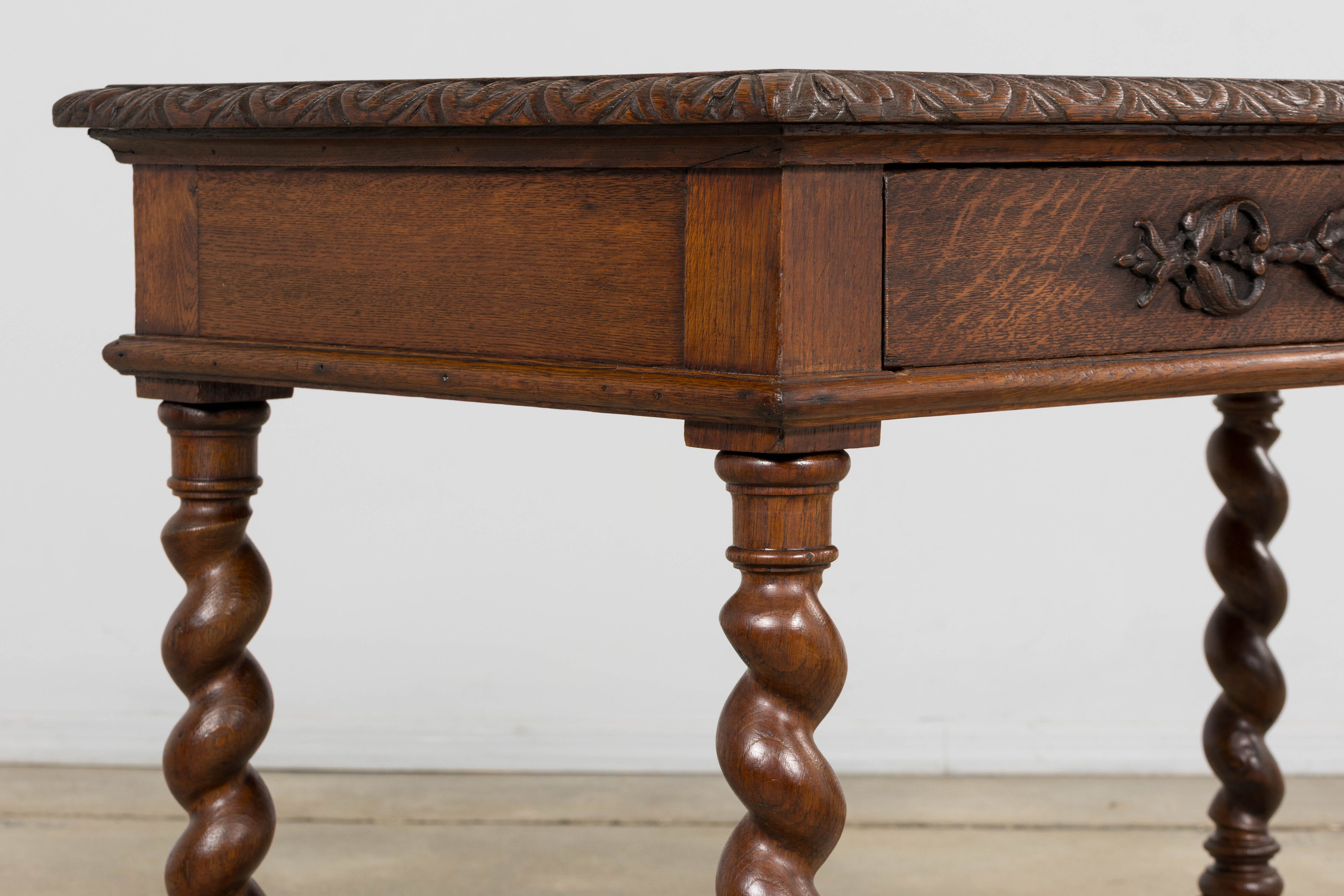 Antique French Louis XIII Style Oak Writing Table or Side Table, Late 19th Century