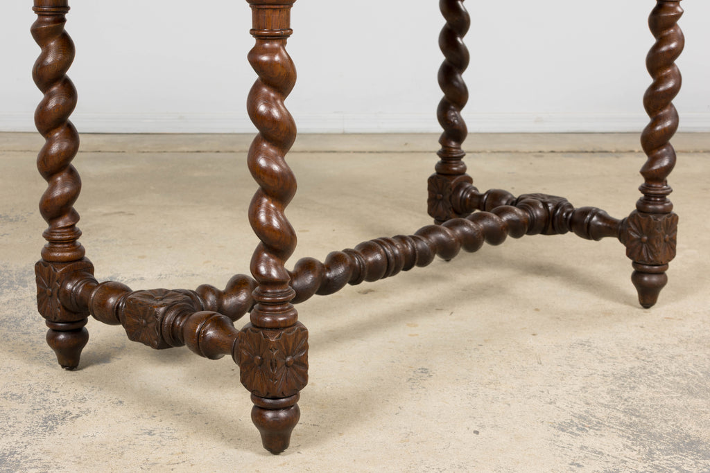 Antique French Louis XIII Style Oak Writing Table or Side Table, Late 19th Century