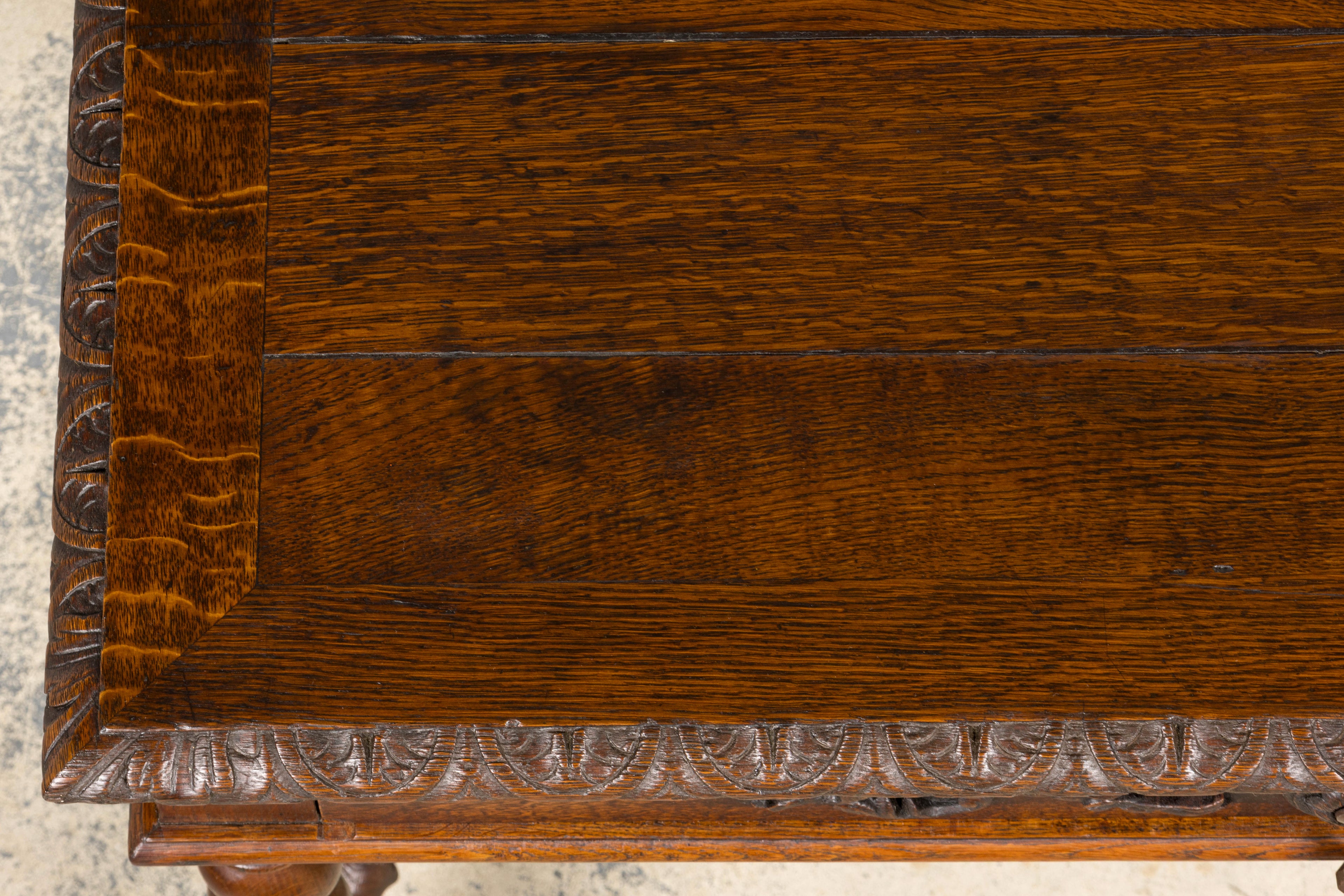 Antique French Louis XIII Style Oak Writing Table or Side Table, Late 19th Century