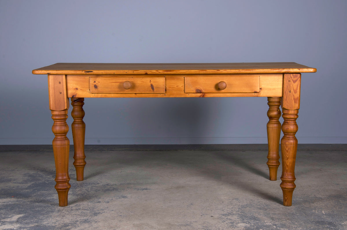 English Country Style Pine Dining Table