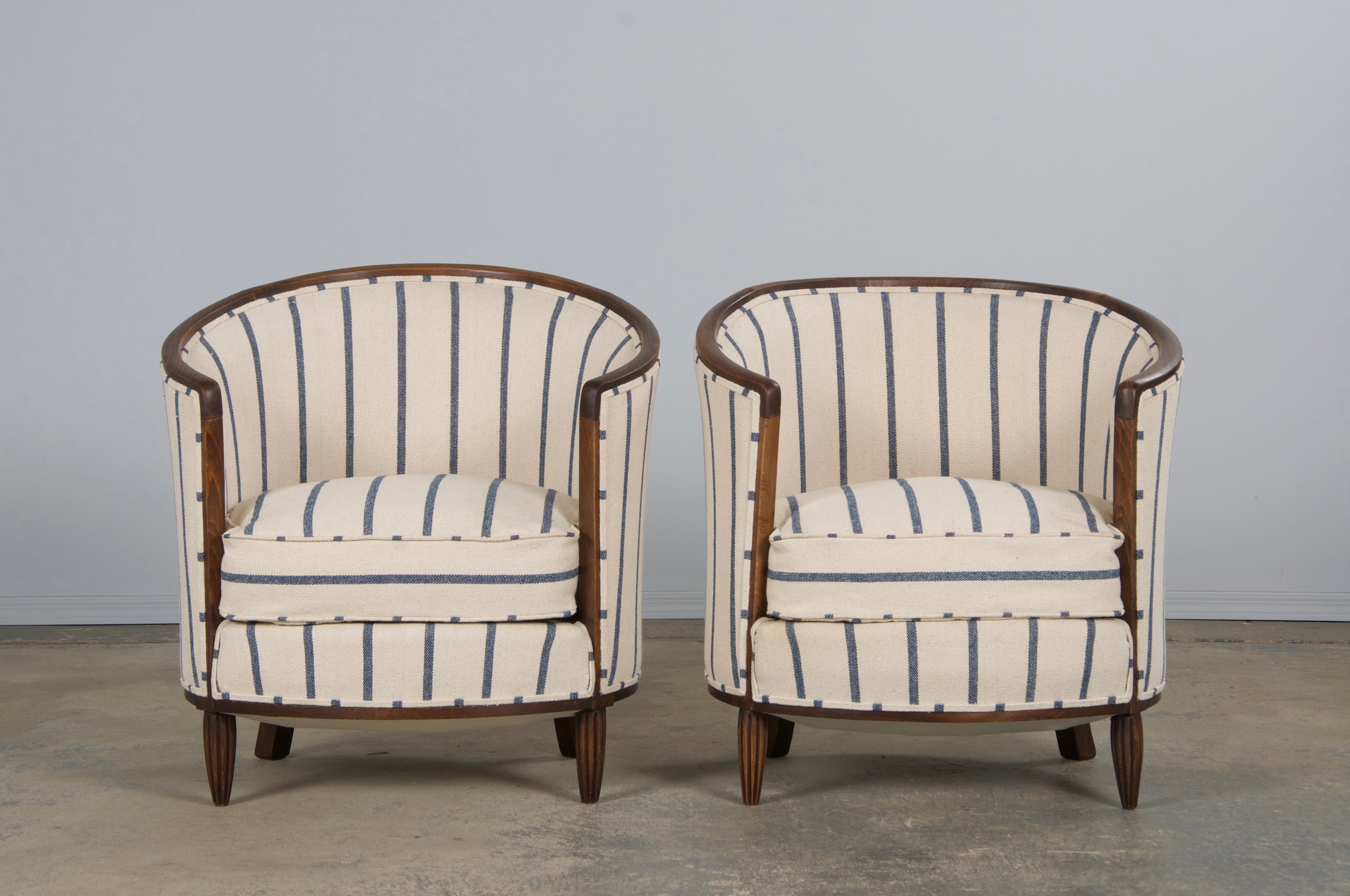 1930s French Art Deco Maple Tub Chairs in Striped Fabric - A Pair