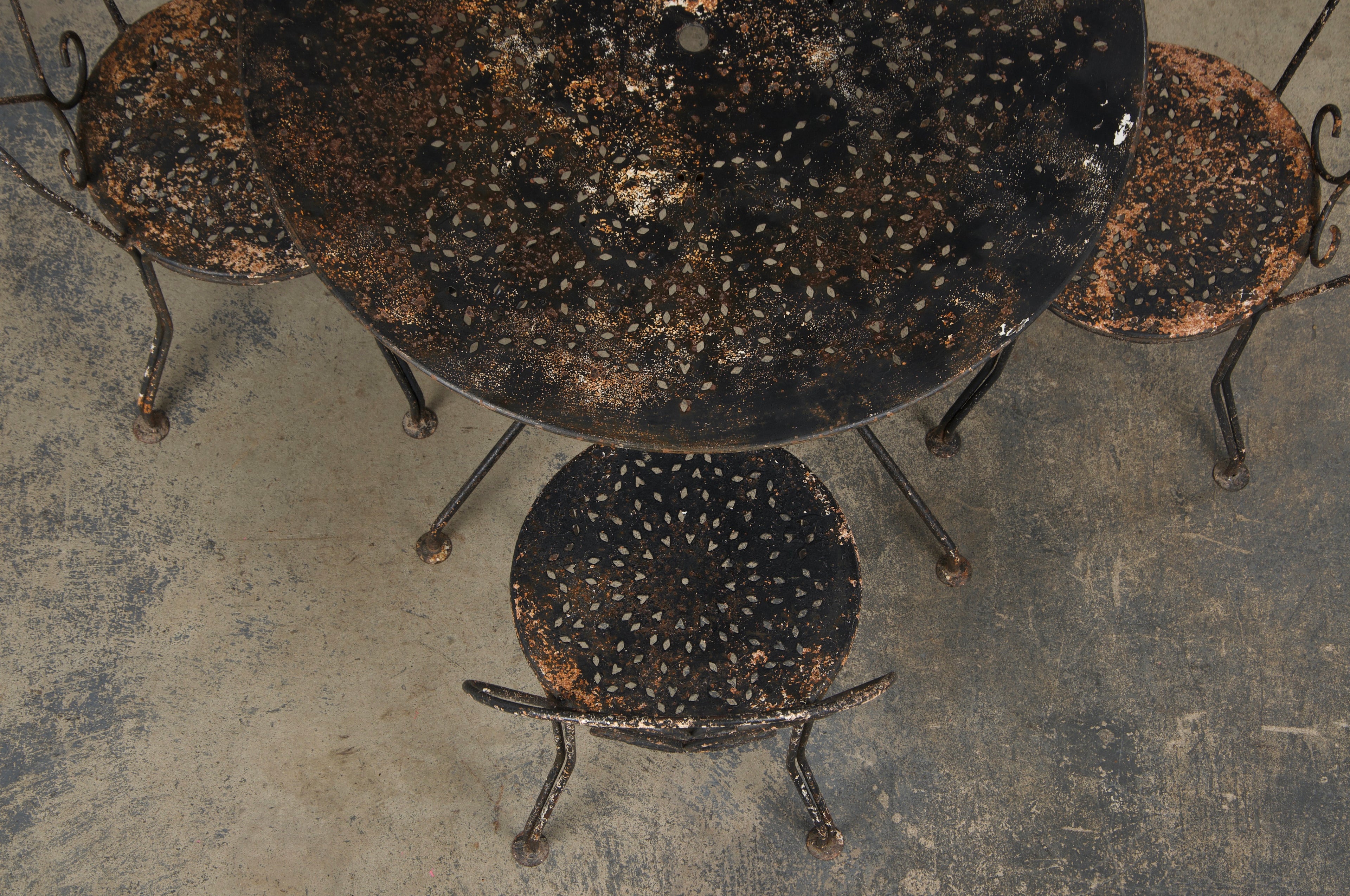 Antique French Art Nouveau Black Wrought Iron Painted Garden Set