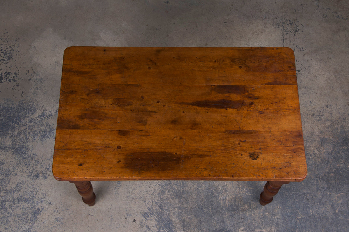 English Country Style Pine Dining Table