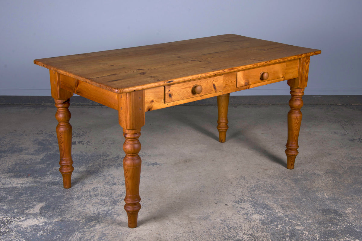 English Country Style Pine Dining Table