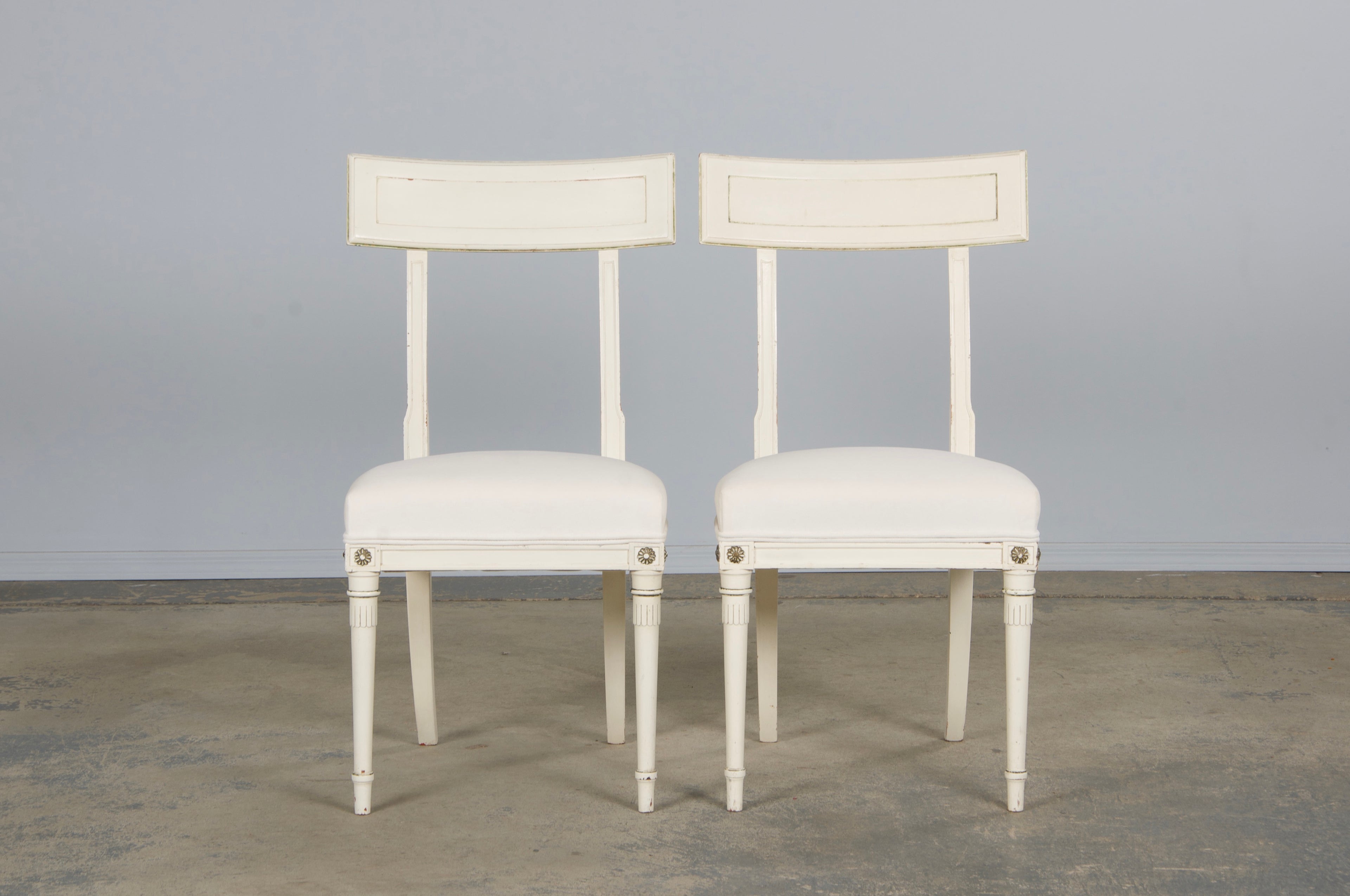 French Neoclassical Painted Dining Chairs in Off-White Velvet - Set of 6 by Maurice Hirsch