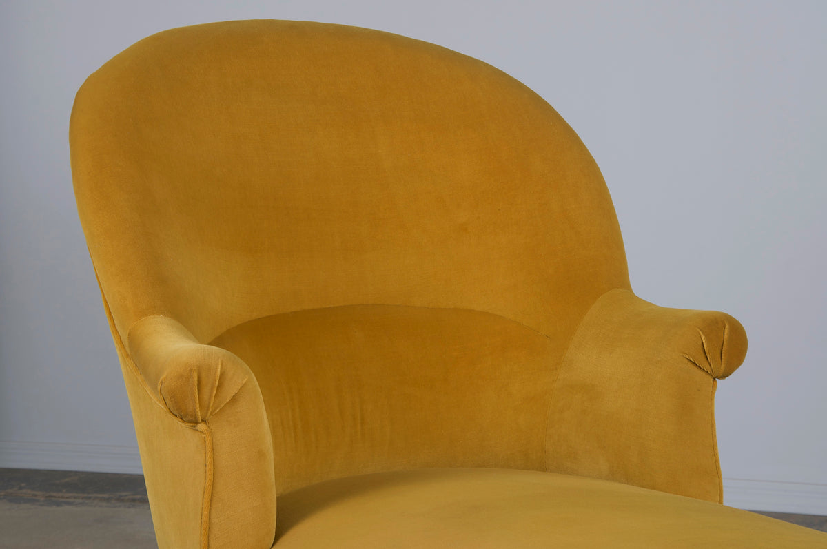 19th Century French Napoleon III Style Chaise Lounge W/ Golden Yellow Velvet