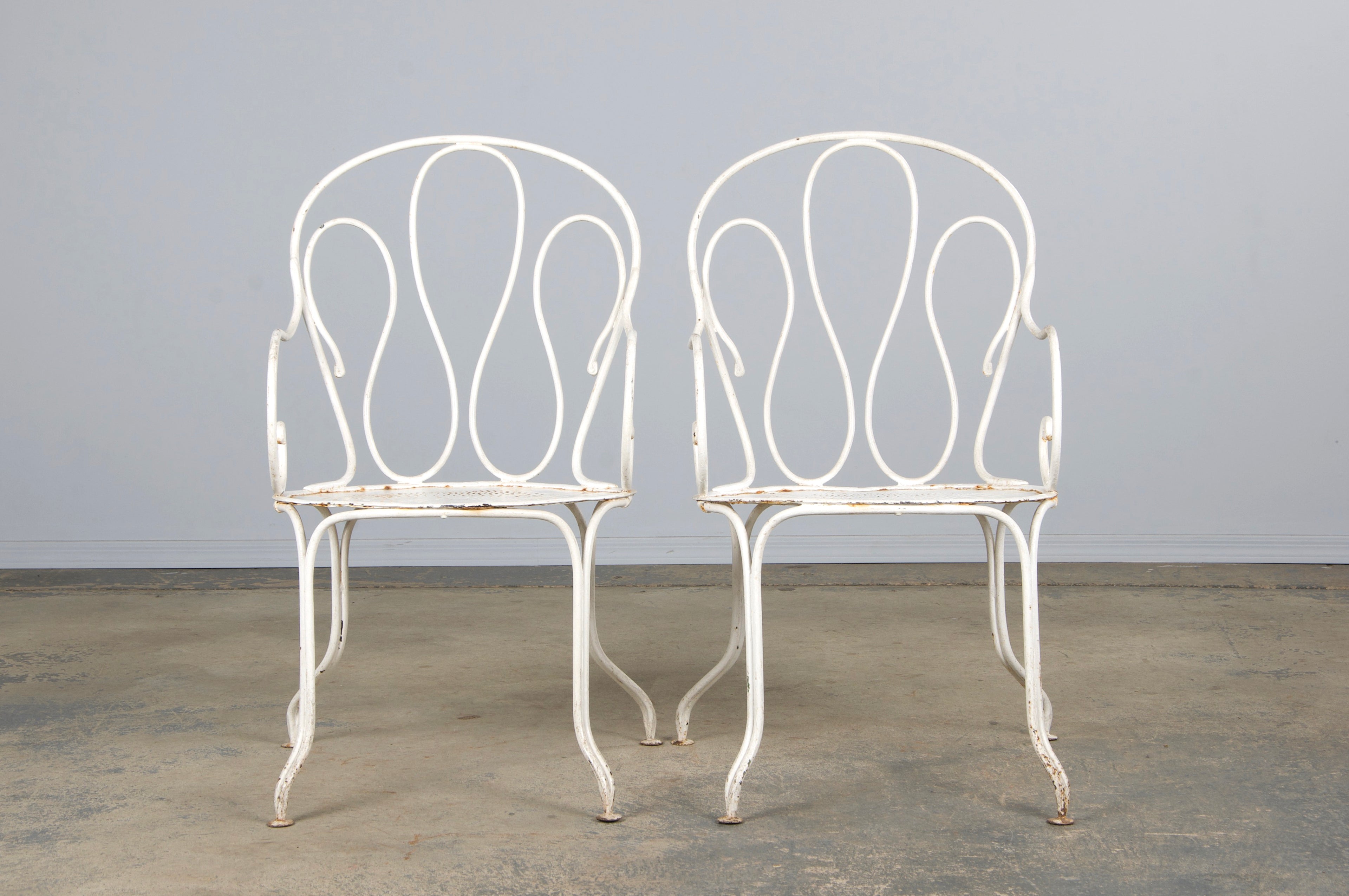 Antique French Art Nouveau White Wrought Iron Painted Garden Set