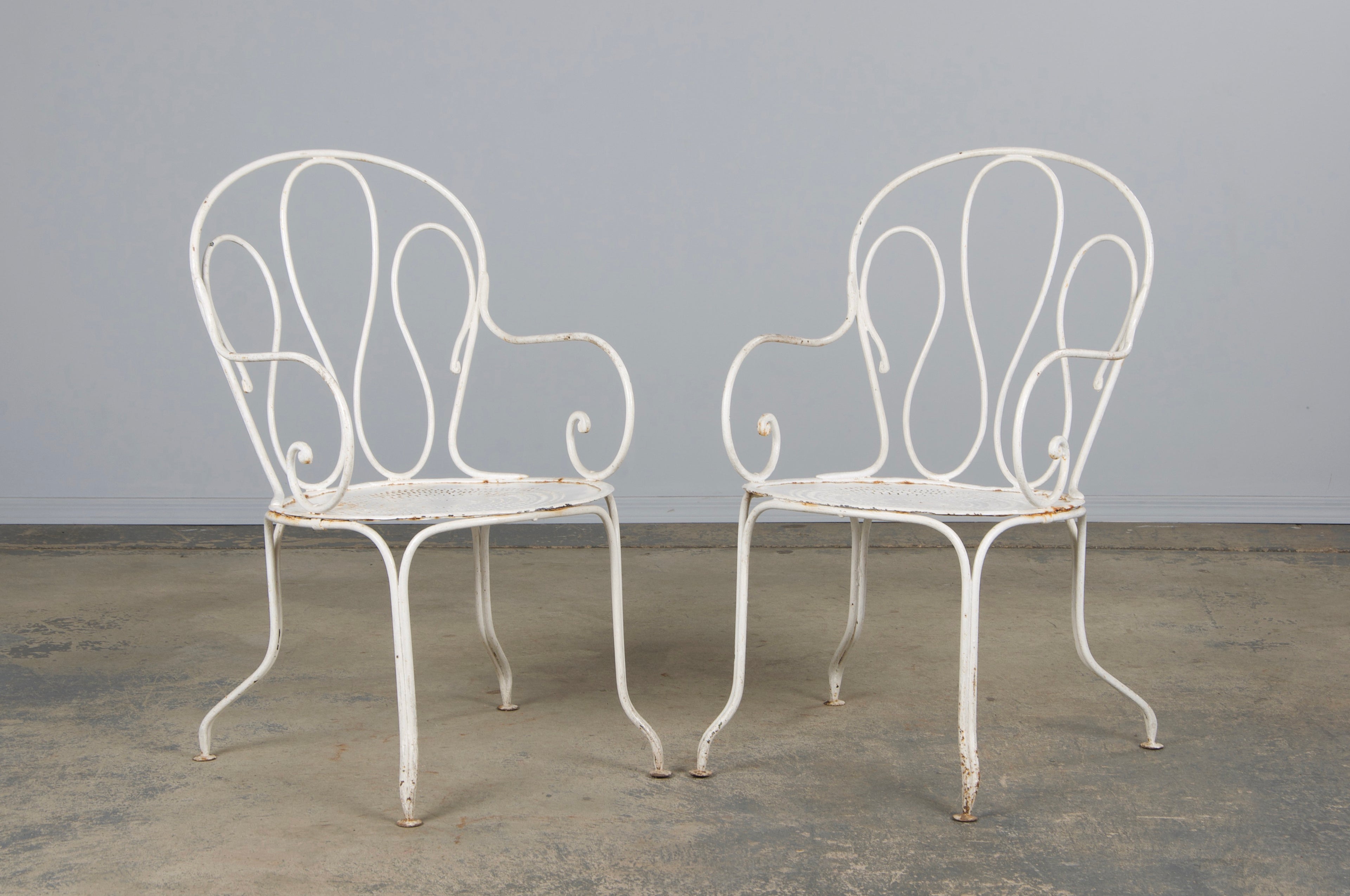 Antique French Art Nouveau White Wrought Iron Painted Garden Set