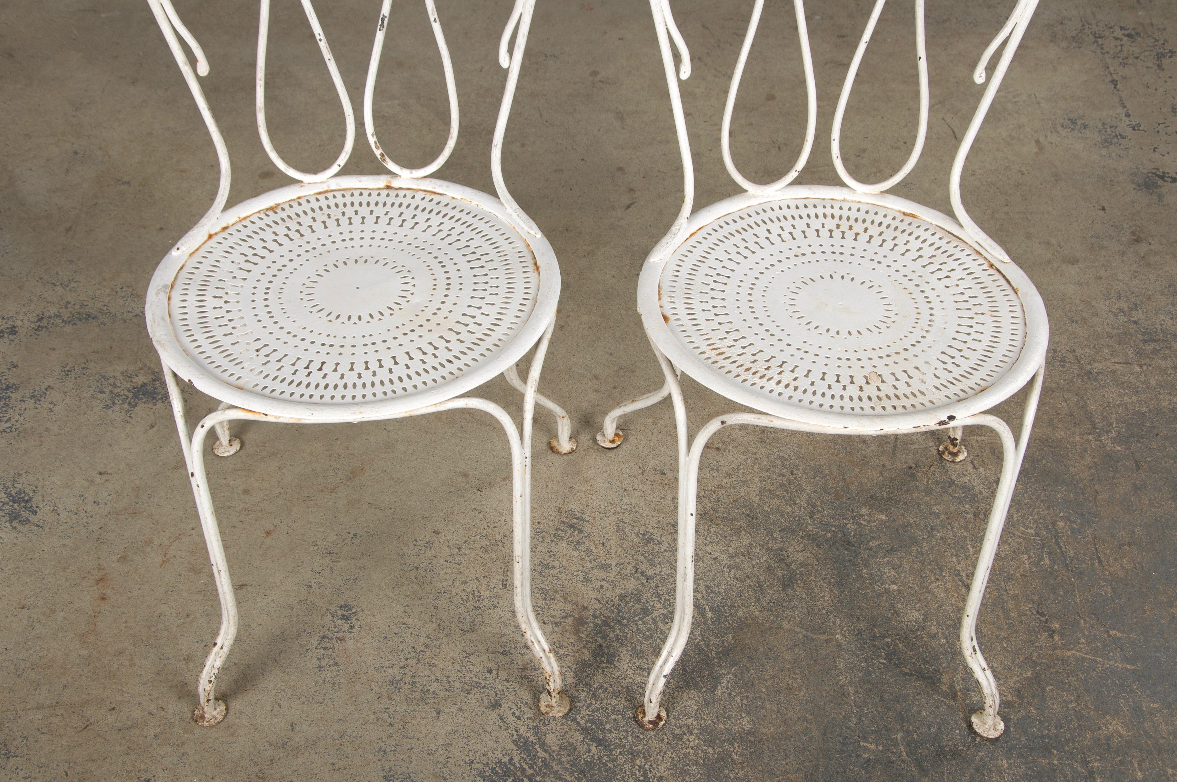 Antique French Art Nouveau White Wrought Iron Painted Garden Set