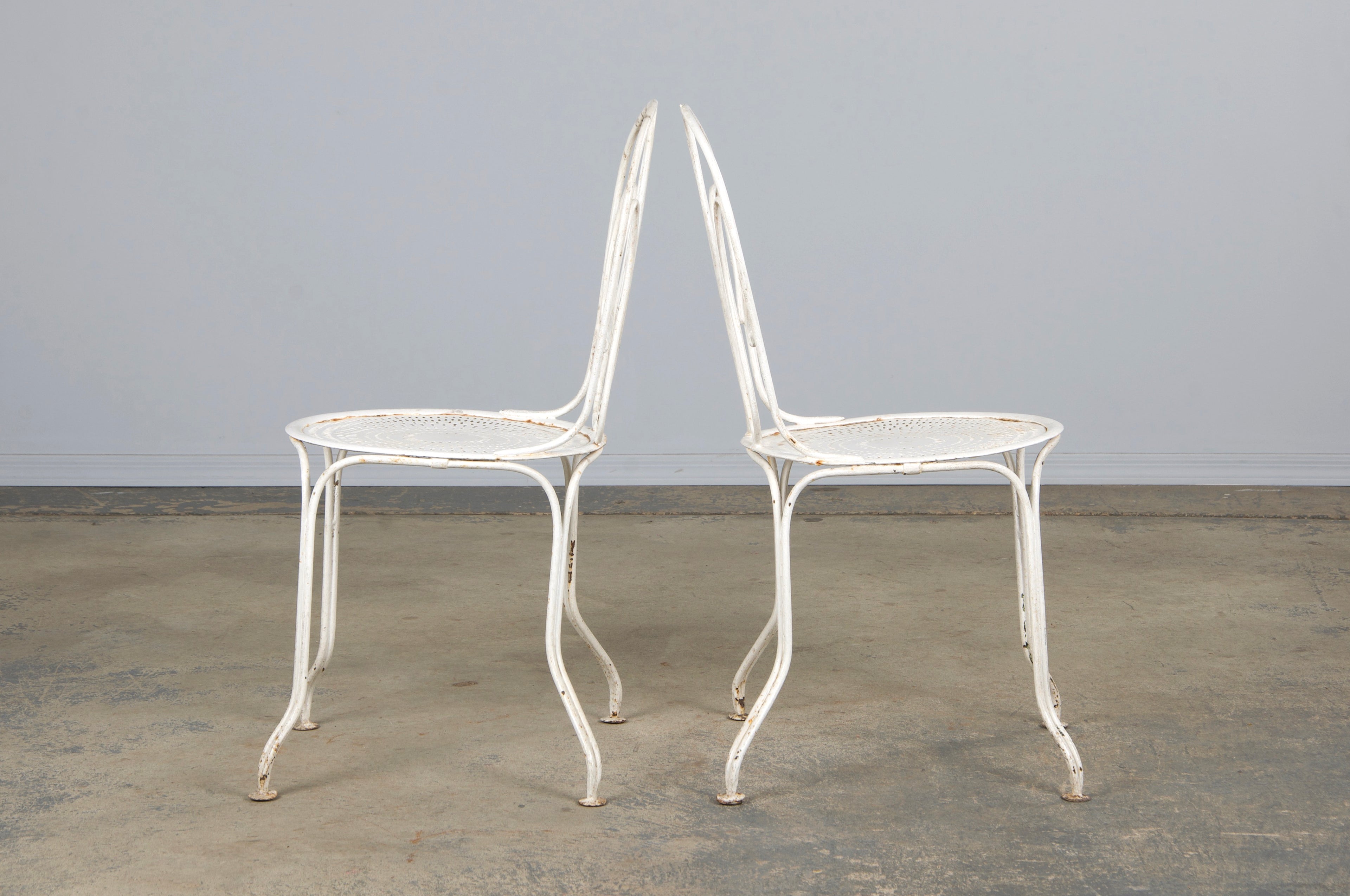 Antique French Art Nouveau White Wrought Iron Painted Garden Set