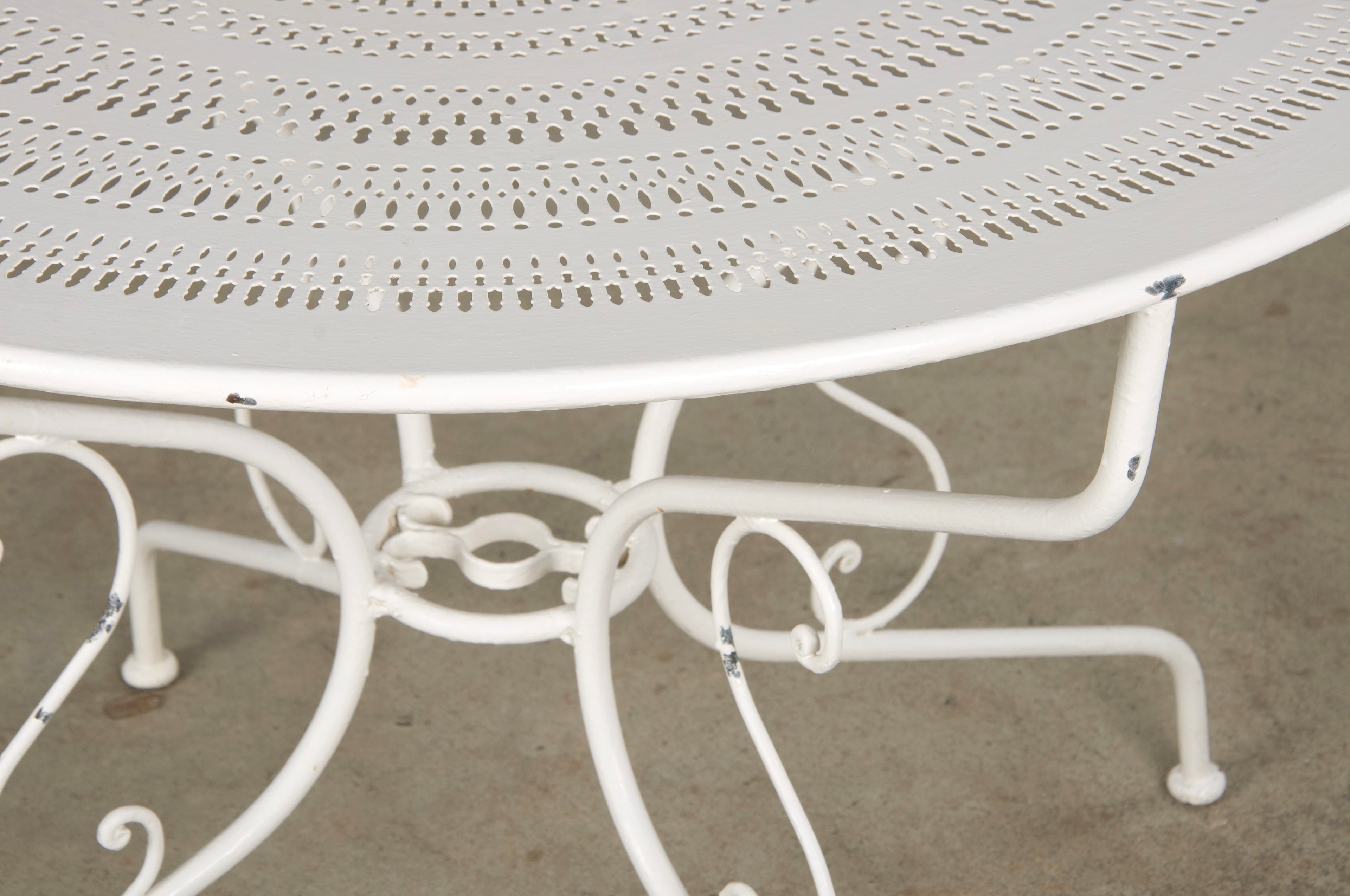 French Art Nouveau Style White Wrought Iron Painted Garden Set