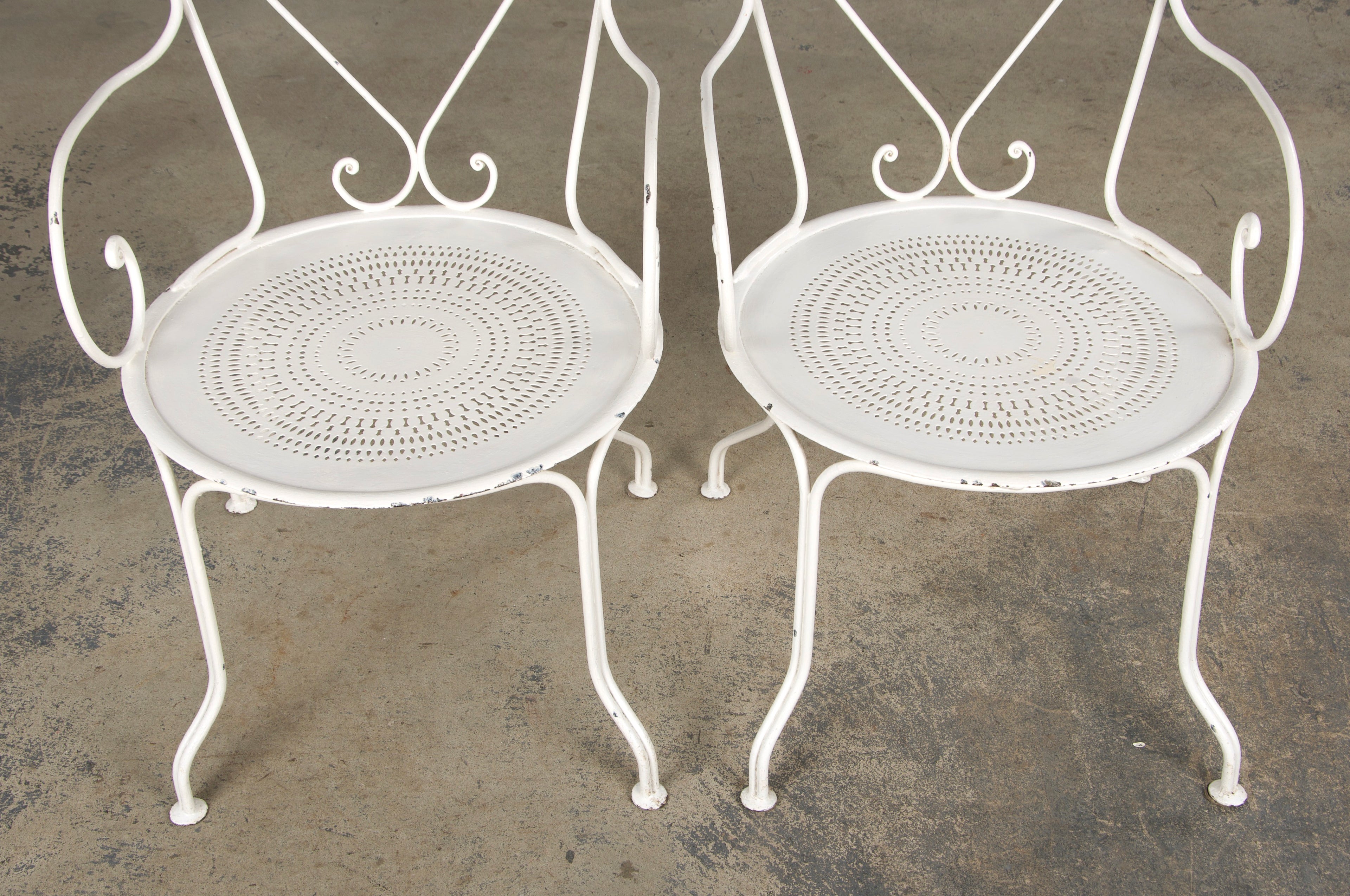 French Art Nouveau Style White Wrought Iron Painted Garden Set
