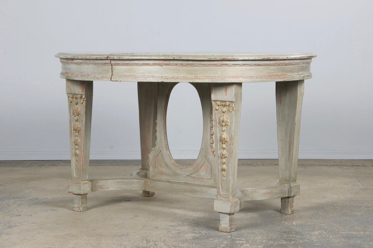 19th Century Swedish Gustavian Style Painted Oval Dining Table