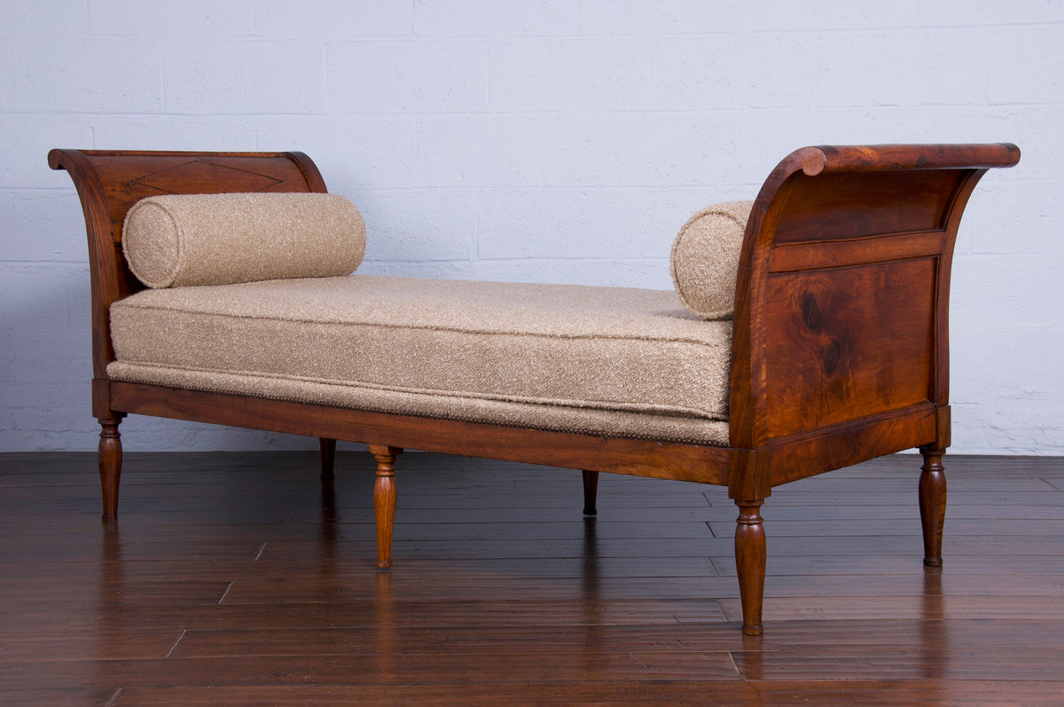 19th Century French Neoclassical Directoire Style Walnut Daybed W/ Beige Boucle