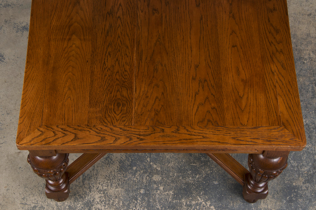 1930s French Art Deco Oak Extendable Dining Table