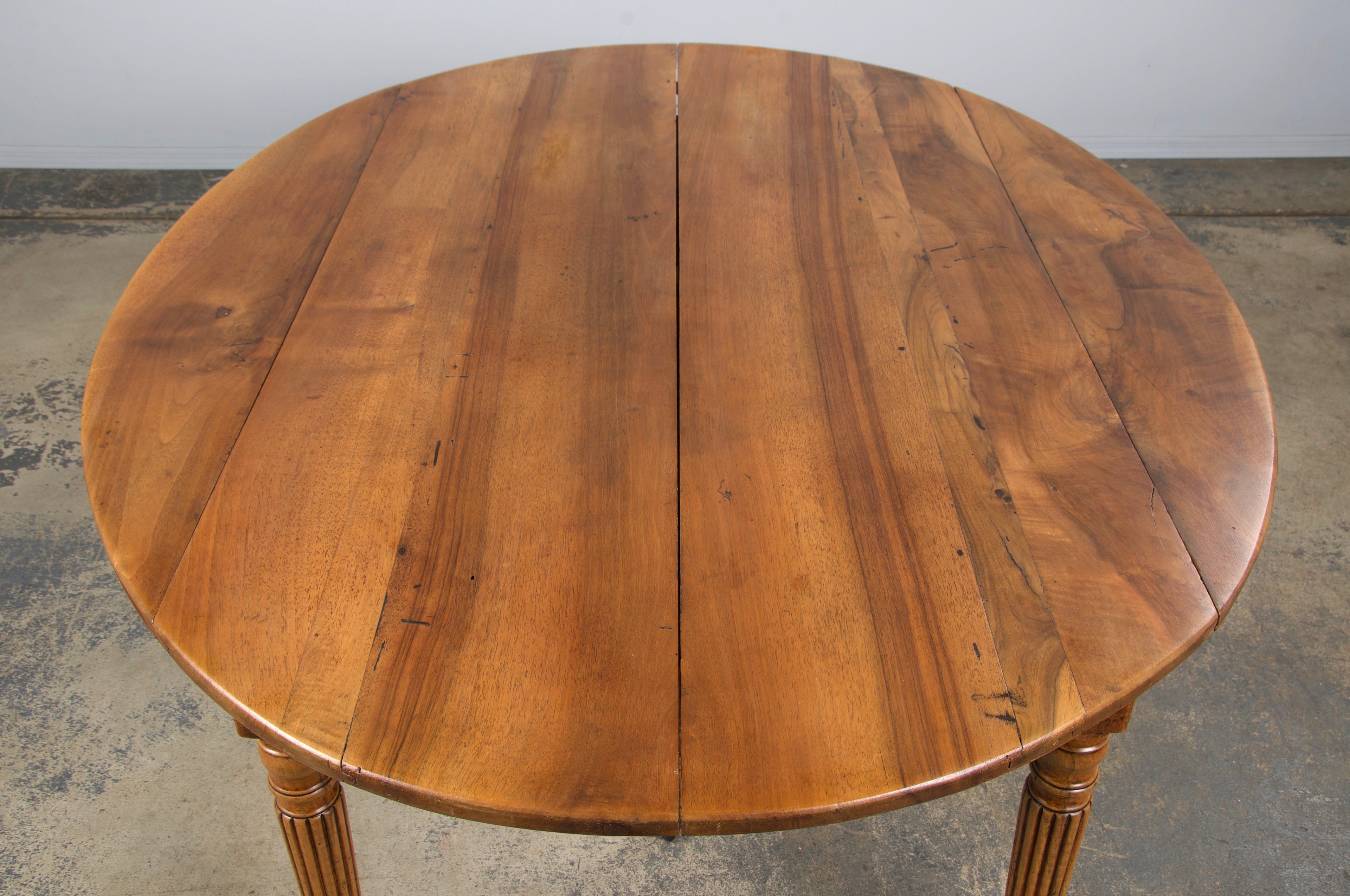 19th Century French Louis Philippe Style Walnut Extendable Drop Leaf Table