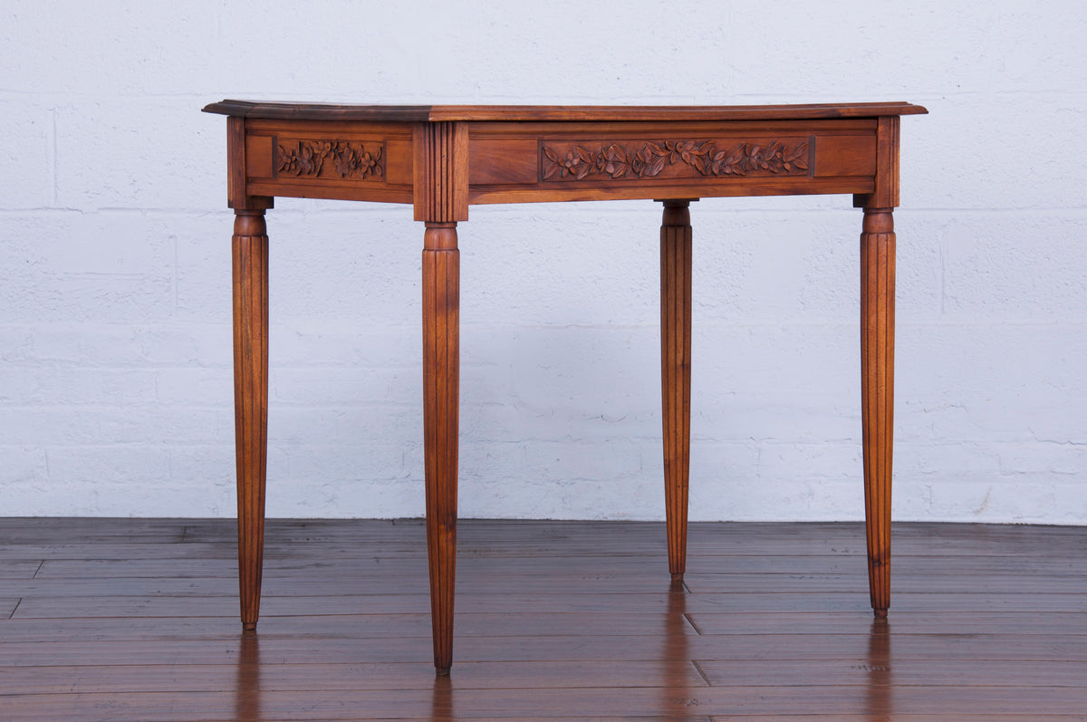 1930s French Art Deco Walnut Writing Desk or Side Table