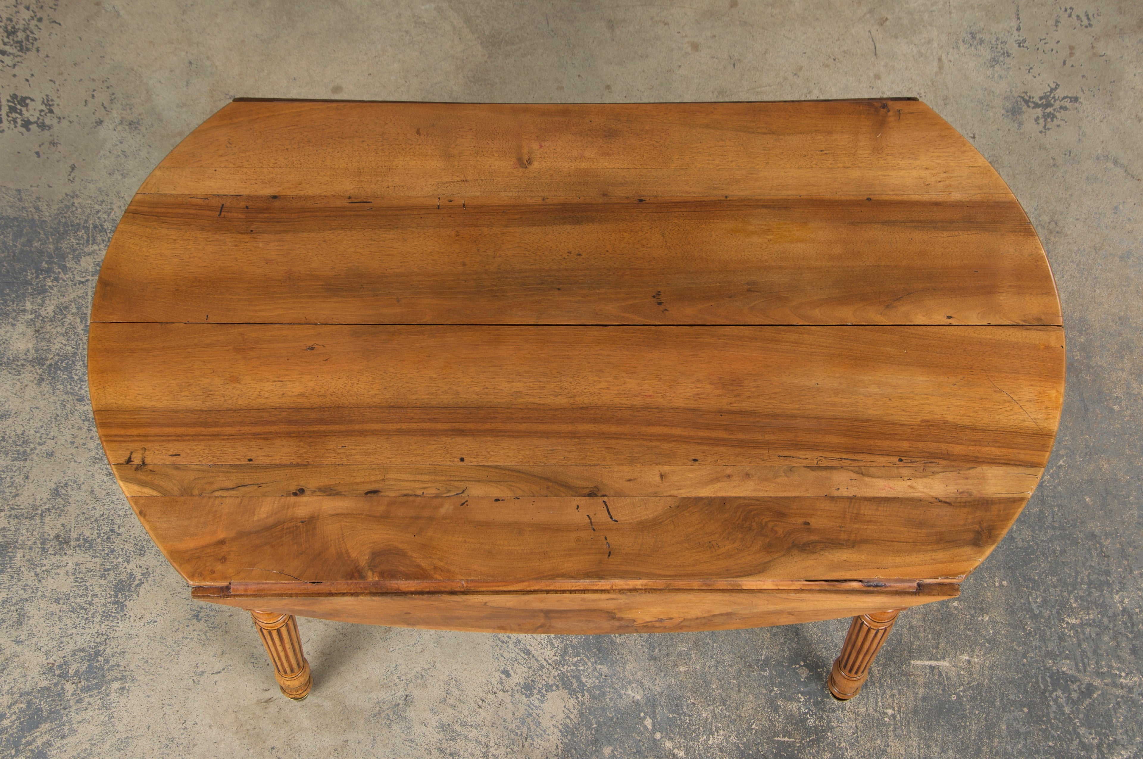 19th Century French Louis Philippe Style Walnut Extendable Drop Leaf Table