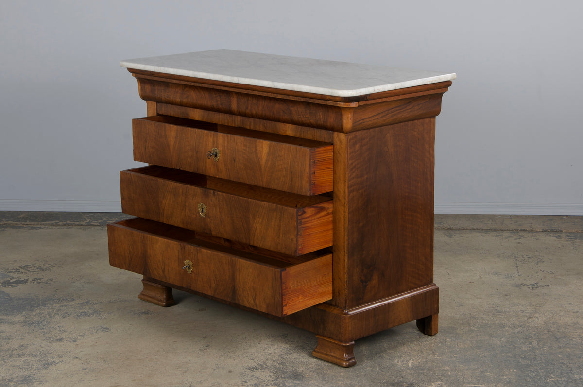 19th Century French Louis Philippe Walnut Chest Of Drawers W/ Carrara Marble