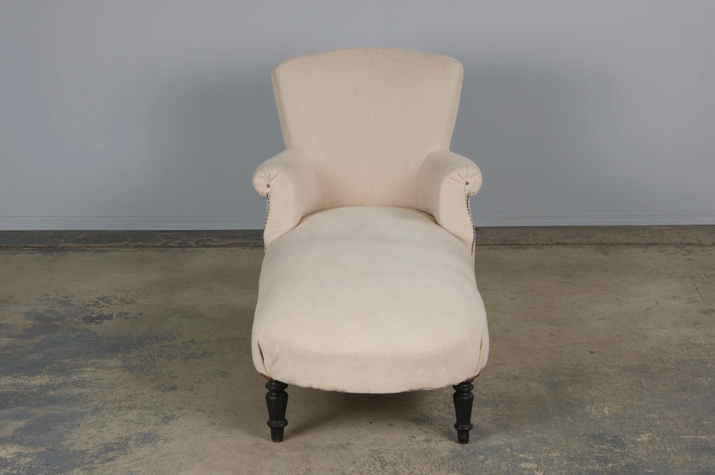 19th Century French Napoleon III Chaise Lounge W/ Off-White Fabric