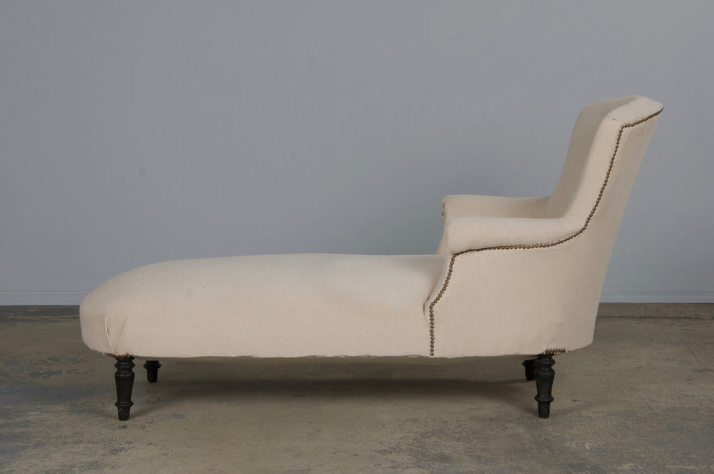 19th Century French Napoleon III Chaise Lounge W/ Off-White Fabric