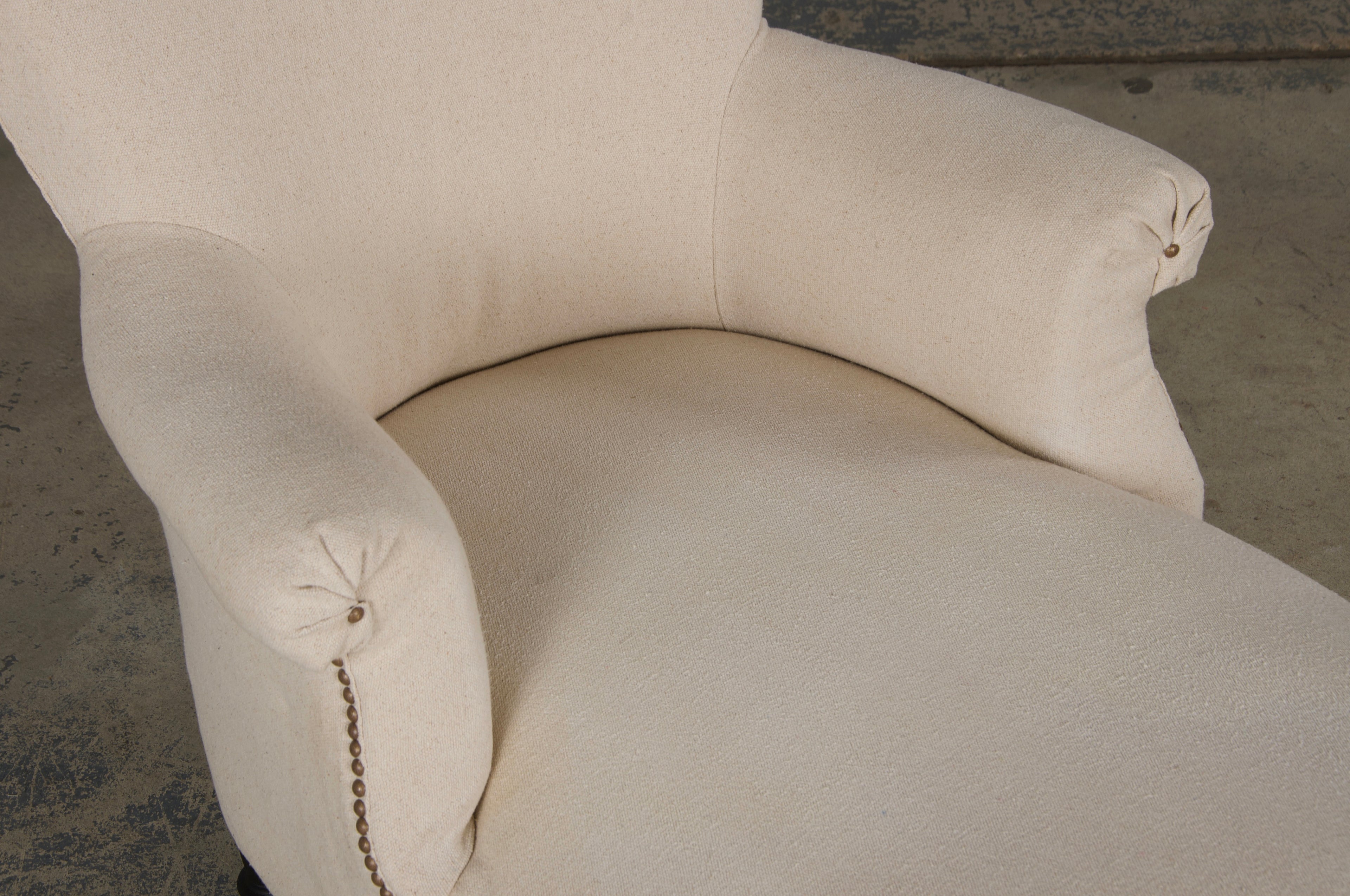 19th Century French Napoleon III Chaise Lounge W/ Off-White Fabric