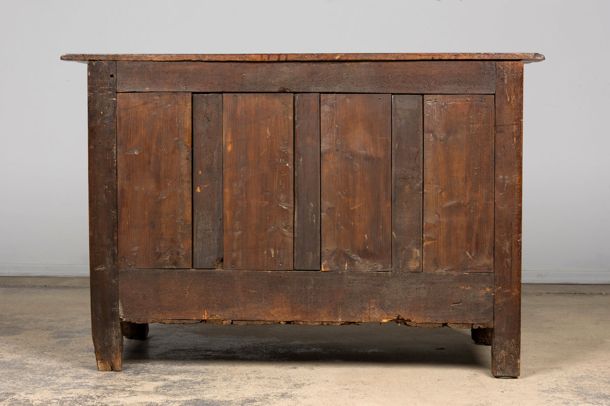 18th Century French Régence Walnut Chest of Drawers with Brass Pulls, Lyon