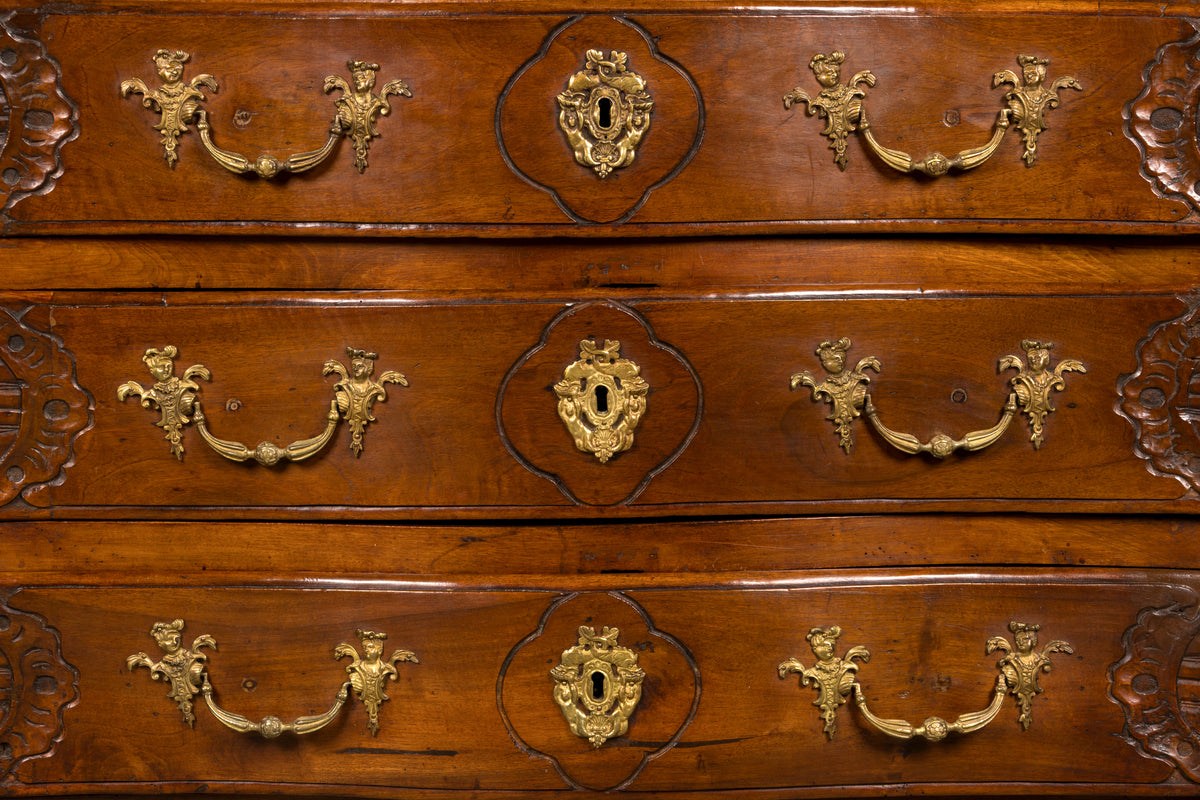 18th Century French Régence Walnut Chest of Drawers with Brass Pulls, Lyon