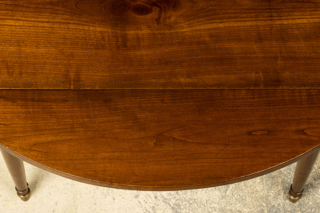 Early 19th Century French Directoire Walnut Extending Dining Table