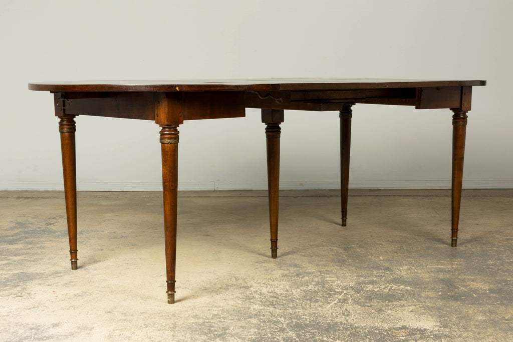 Early 19th Century French Directoire Walnut Extending Dining Table