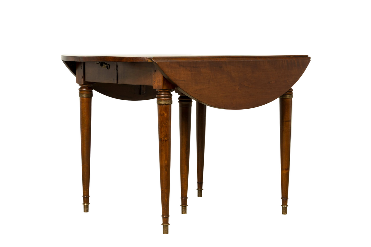 Early 19th Century French Directoire Walnut Extending Dining Table