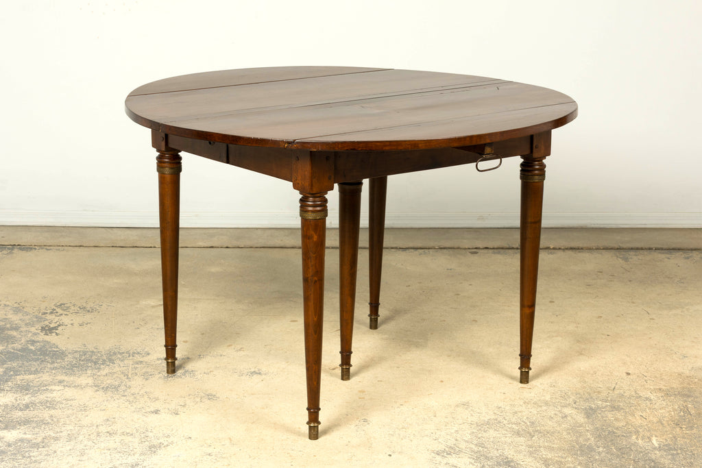 Early 19th Century French Directoire Walnut Extending Dining Table