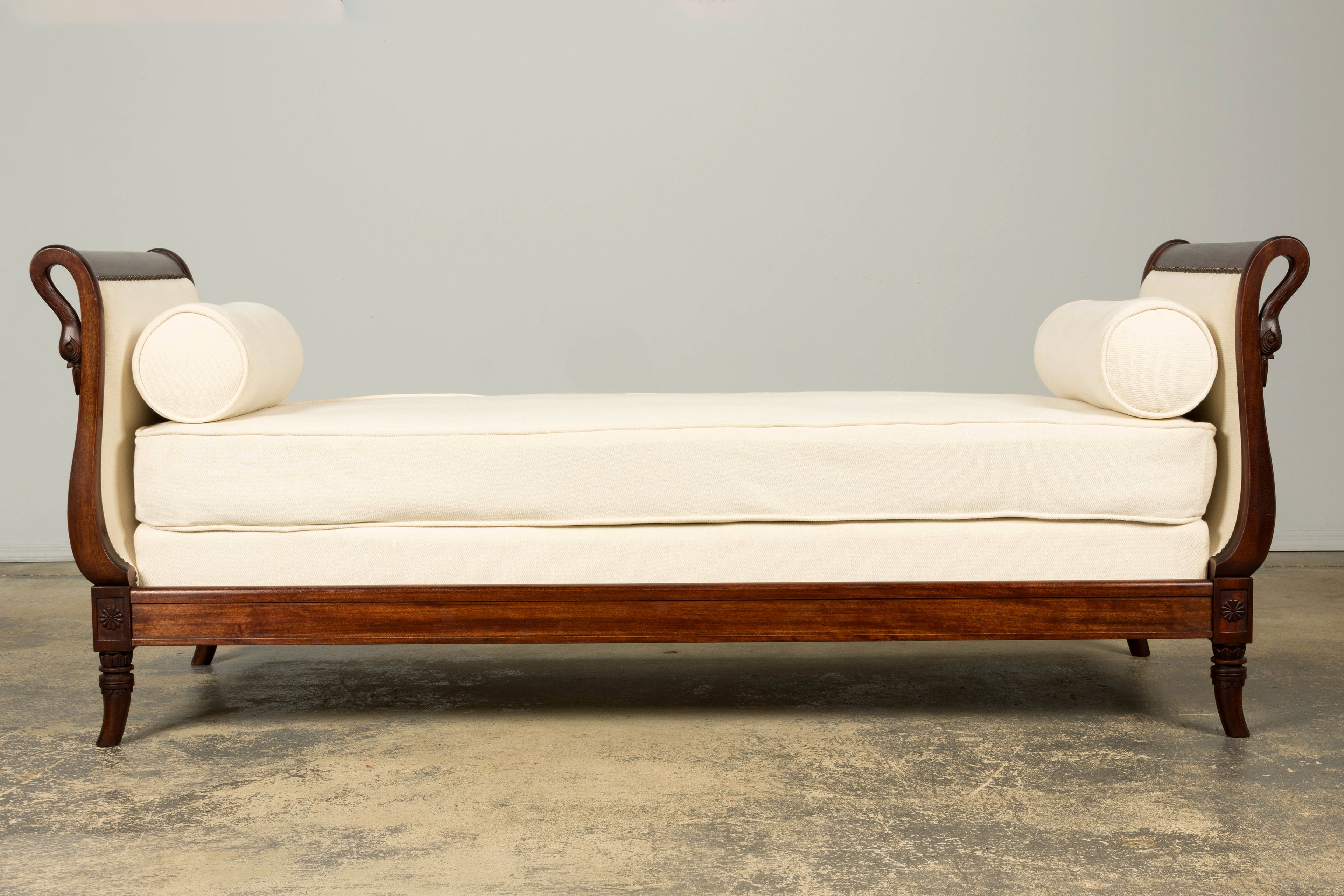 Early 19th Century French Empire Swan Neck Mahogany Daybed, Paris