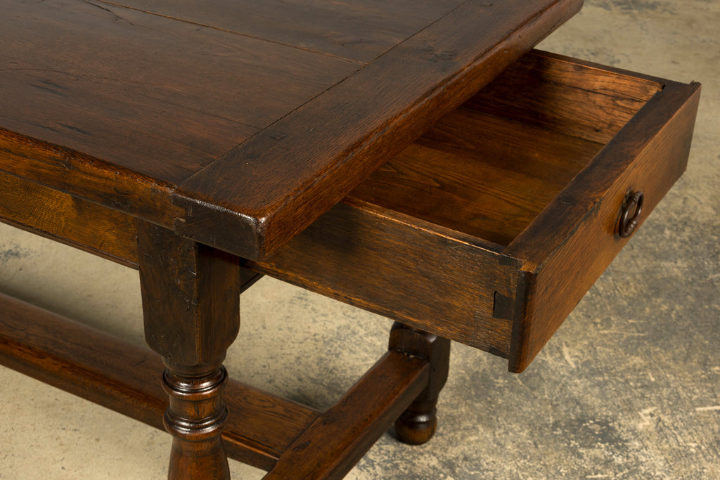 Early 19th Century French Louis XIII Style Oak Farmhouse Dining Table