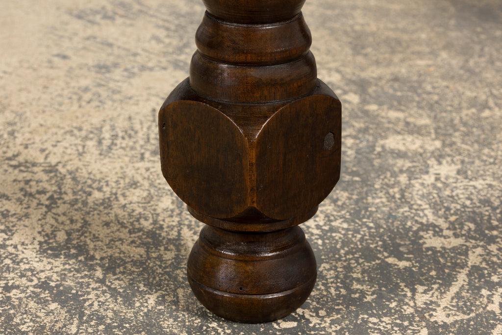 Early 19th Century French Louis XIII Style Oak Farmhouse Dining Table
